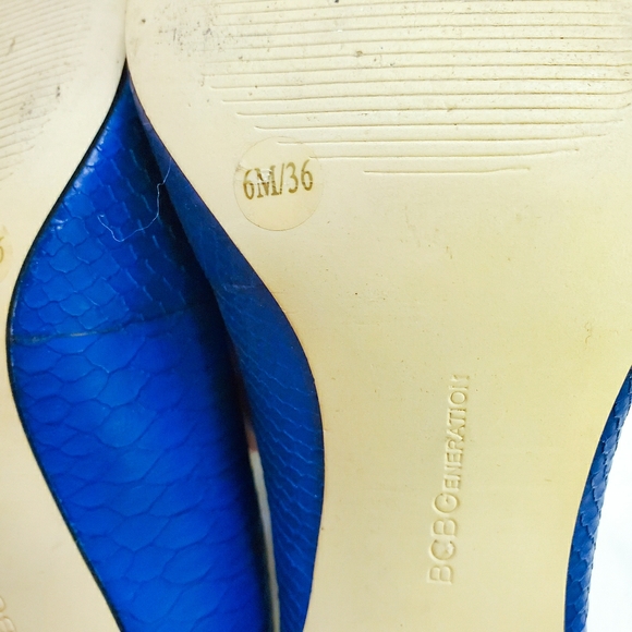 BCBGeneration purple faux snakeskin leather pump 6 - Picture 6 of 8